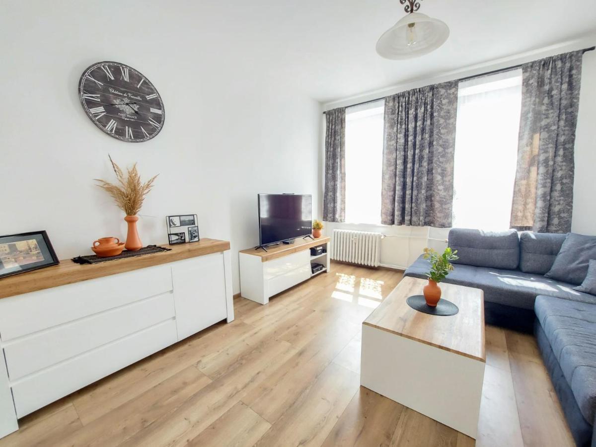 Apartmán Ratusz Na 5 Jelení Hora Exteriér fotografie