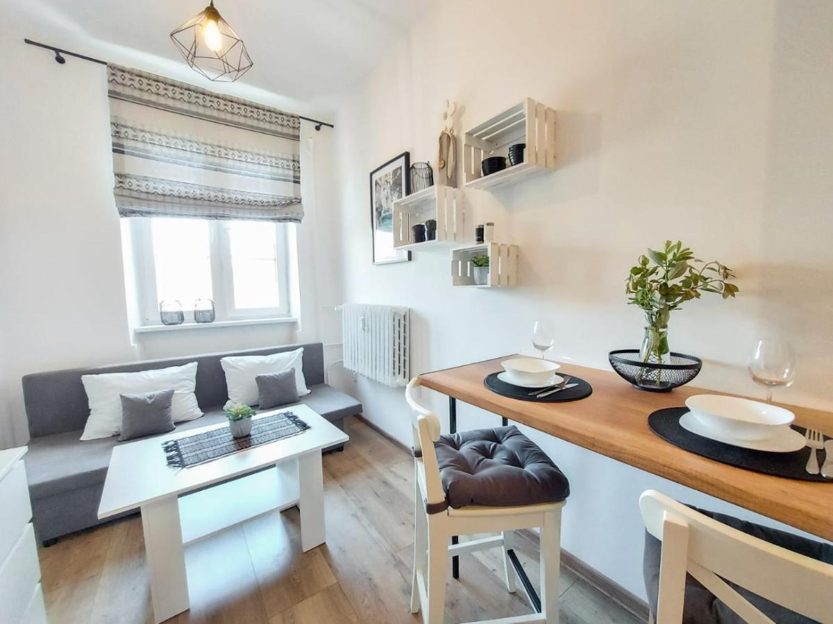 Apartmán Ratusz Na 5 Jelení Hora Exteriér fotografie
