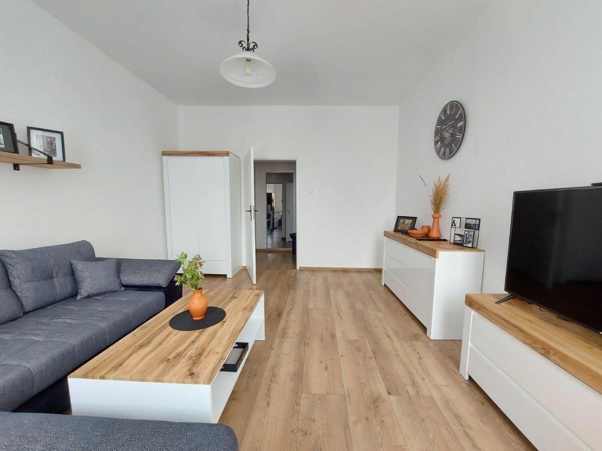 Apartmán Ratusz Na 5 Jelení Hora Exteriér fotografie