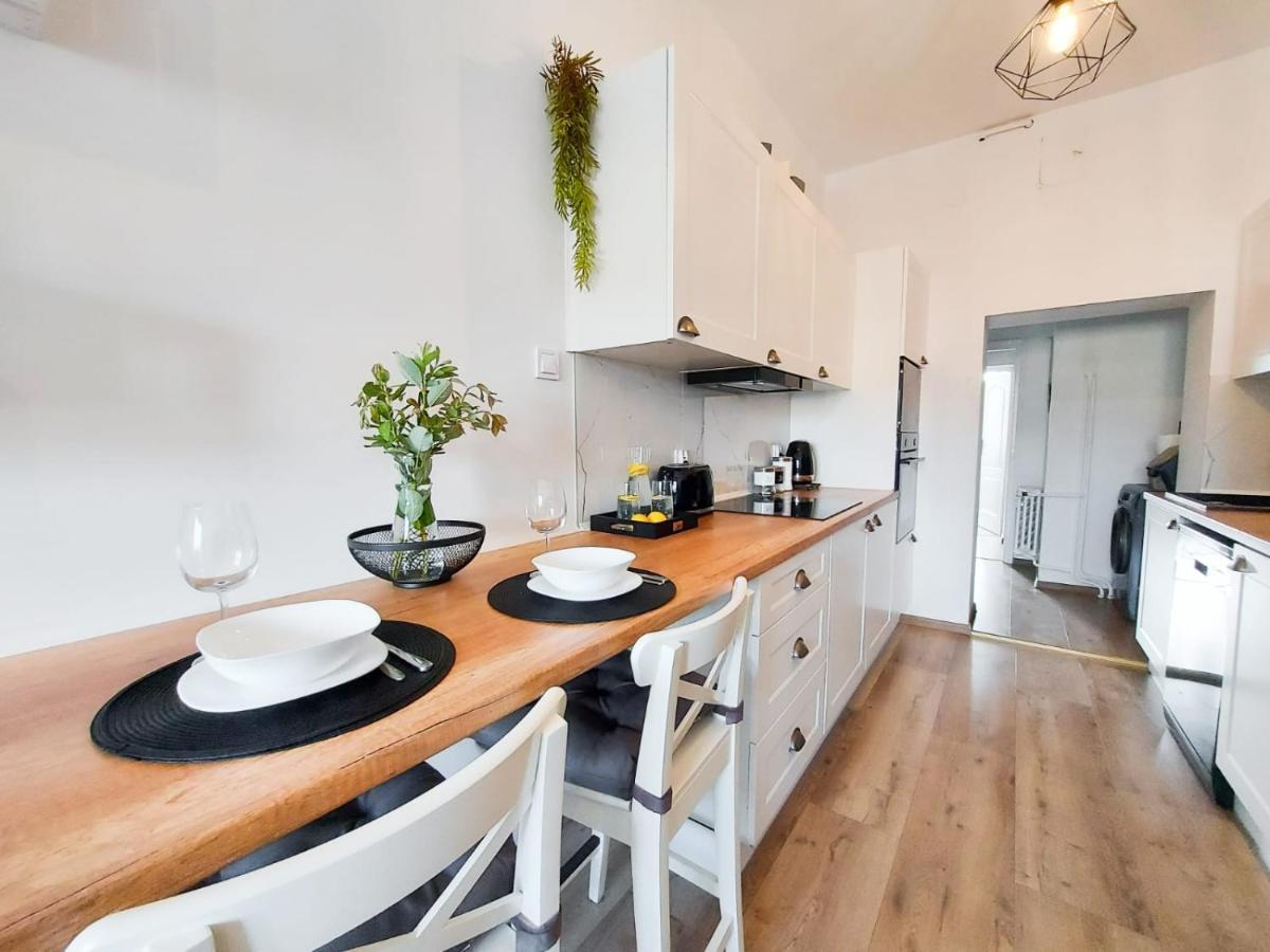 Apartmán Ratusz Na 5 Jelení Hora Exteriér fotografie