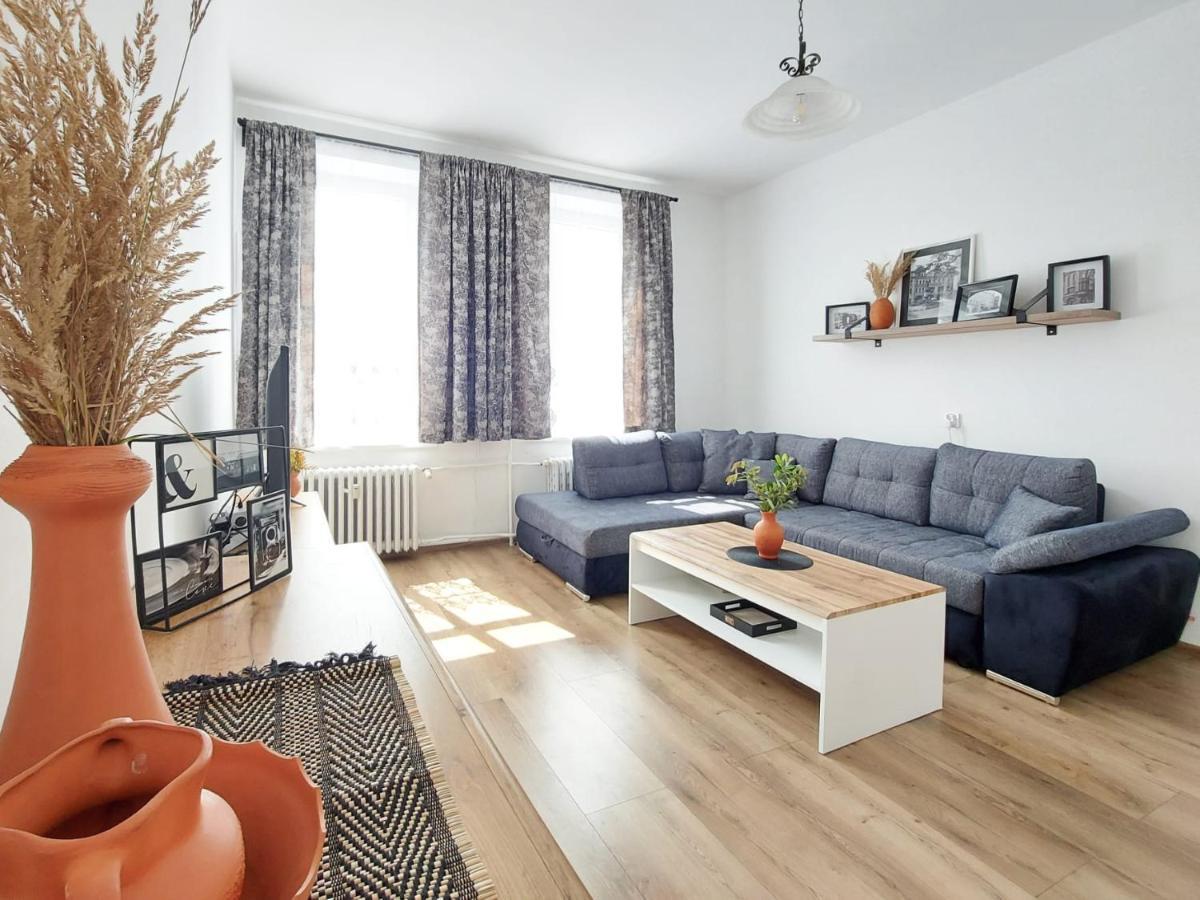 Apartmán Ratusz Na 5 Jelení Hora Exteriér fotografie